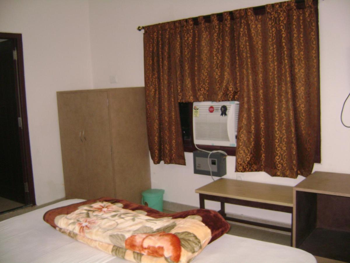 Natraj Hotel Darbhanga Luaran gambar